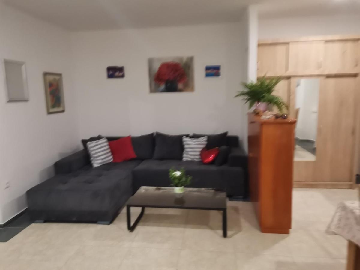 Diana Rooms And Apartment Split Eksteriør bilde